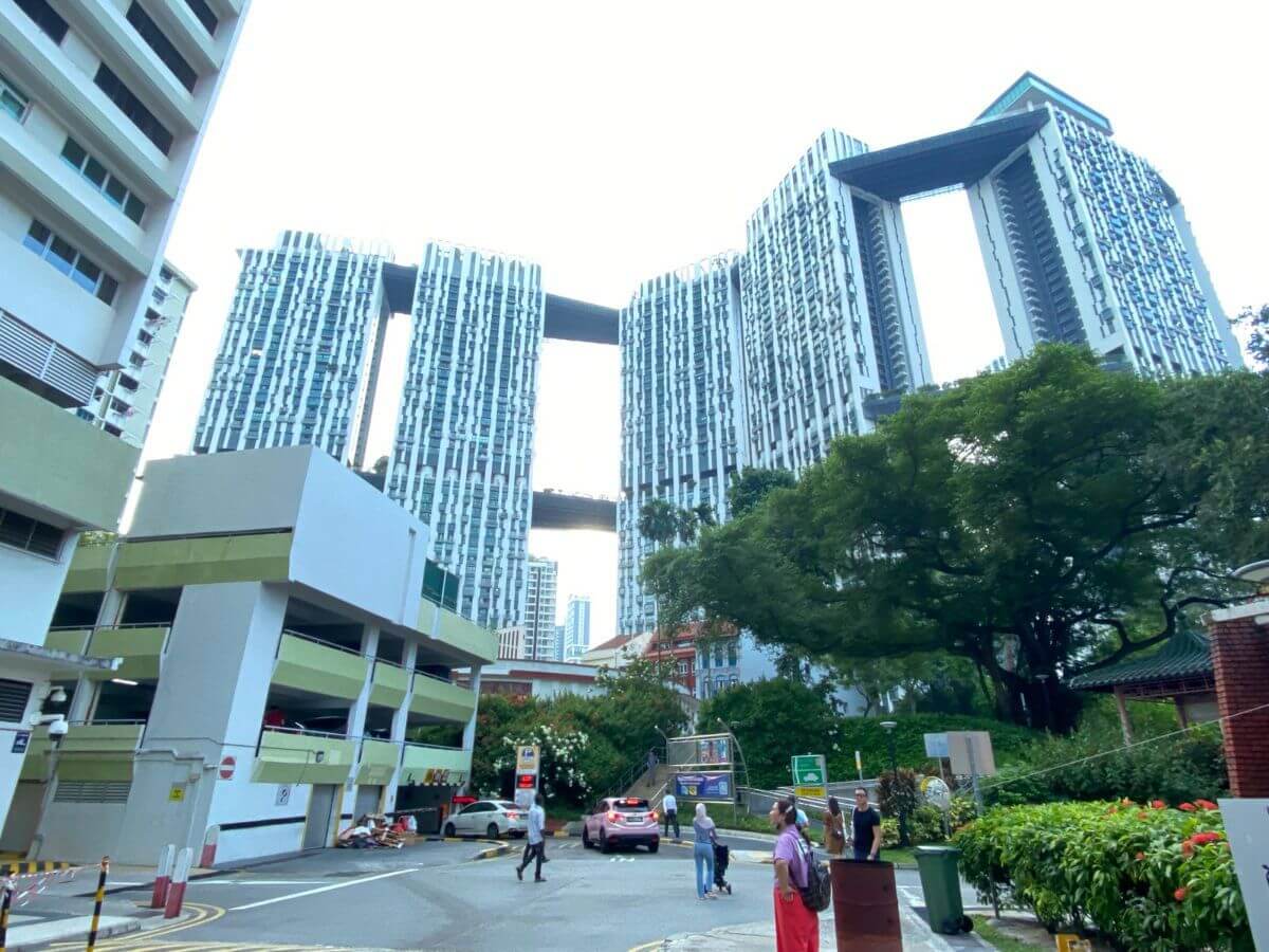 Stall in highly popular coffeeshop for rent with office and residential crowd