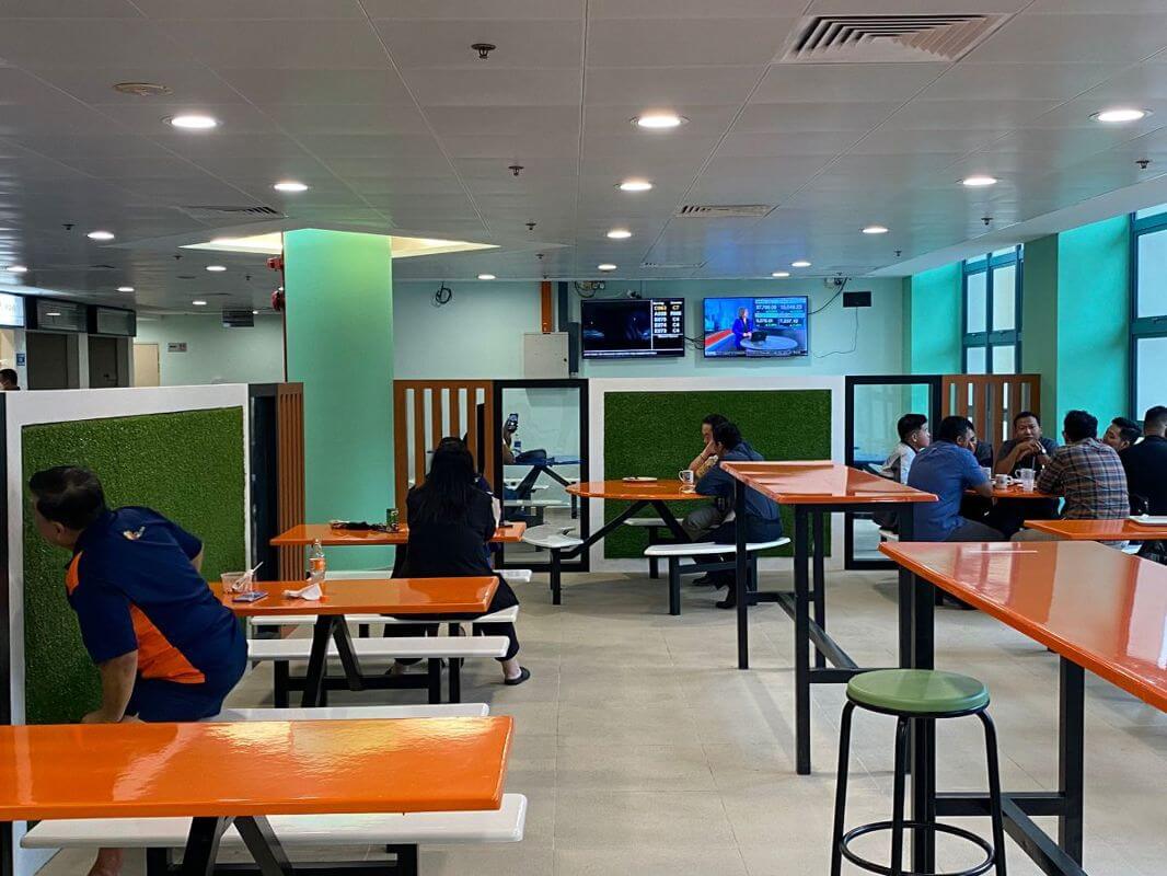 Ubi Aircon crowded aircon food court stall for lease